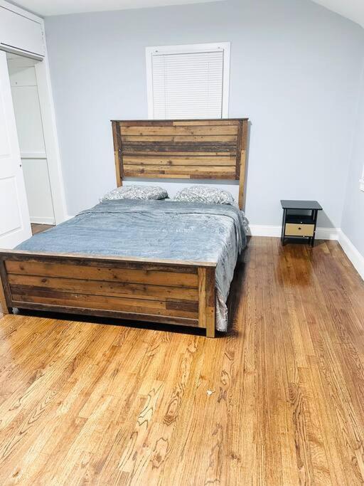 Cheerful 4-bedroom With Free Parking